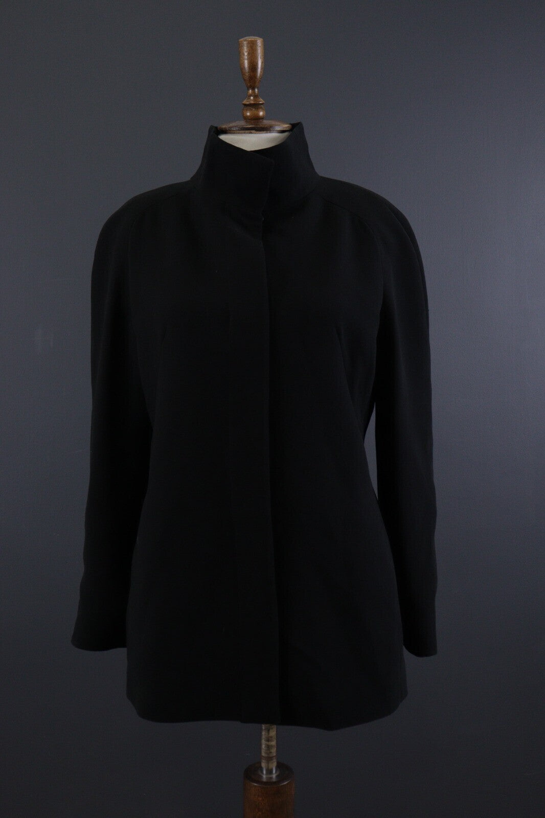 The Beginner's Guide to Buying Vintage Designer Clothing Online