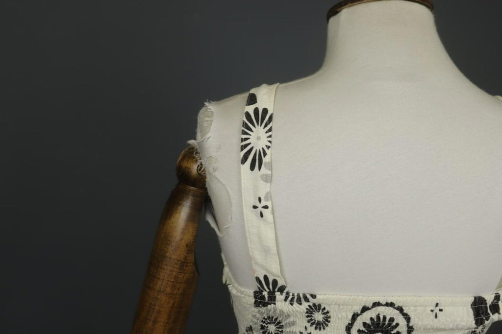 LAURA ASHLEY White & Black Floral Viscose Sweetheart Neck Sheath Dress – Size M
