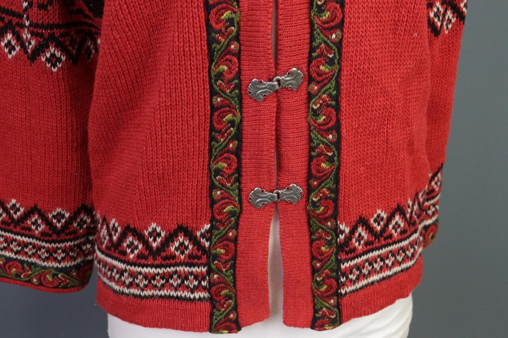 NORDSTRIKK Red Wool Fair Isle Snowflakes Clasp Knit Ski Sweater – Size S