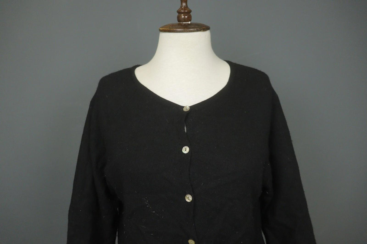 GUDRUN SJODEN Black 100% Wool Long Sleeve Button Front Cardigan Sweater – Size L
