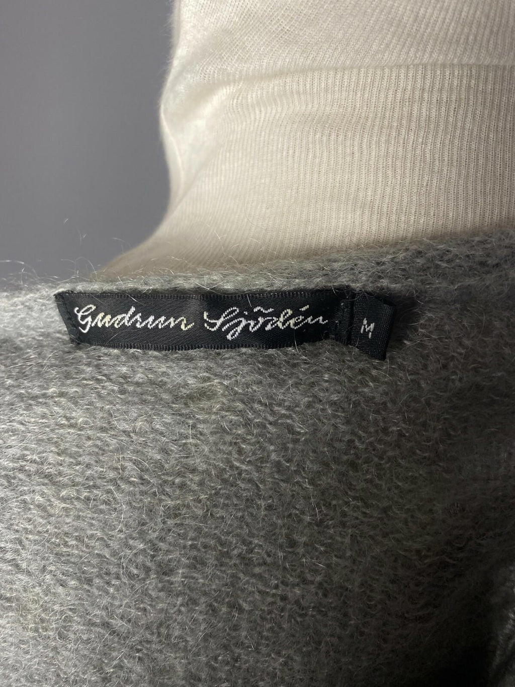 GUDRUN SJODEN Gray Mohair Wool Embroidered Floral Knited Sweater – Size M