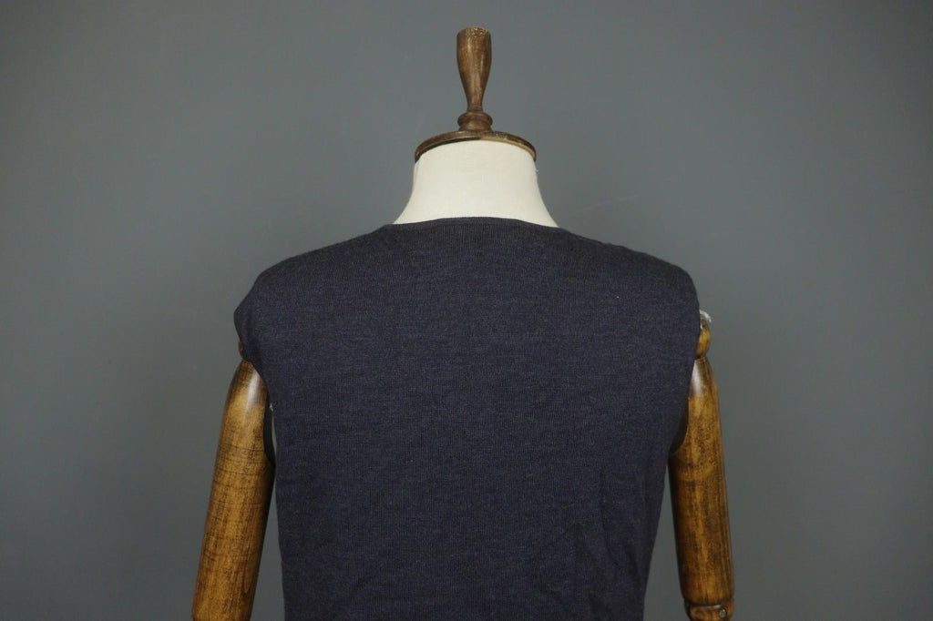 ESCADA Navy 100% Wool Knitted Short Sleeve Round Neck Pullover Sweater – Size 40