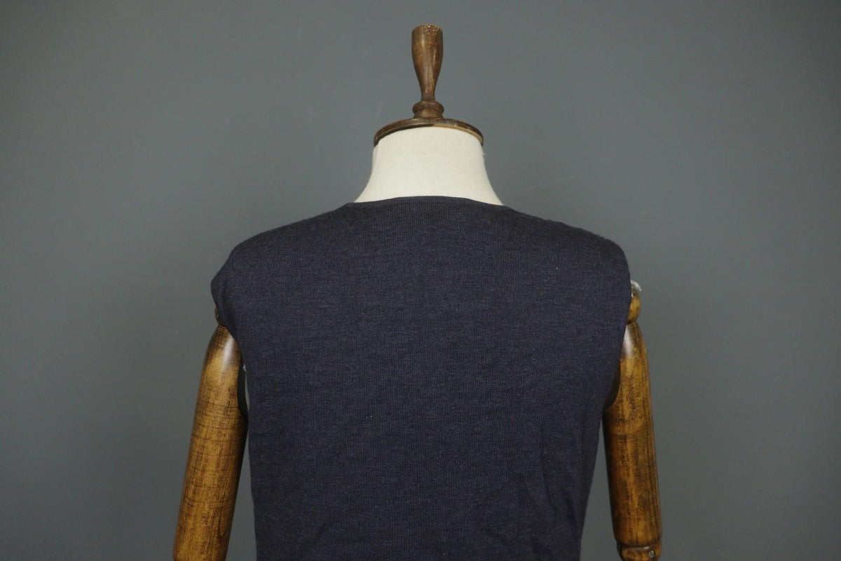 ESCADA Navy 100% Wool Knitted Short Sleeve Round Neck Pullover Sweater – Size 40