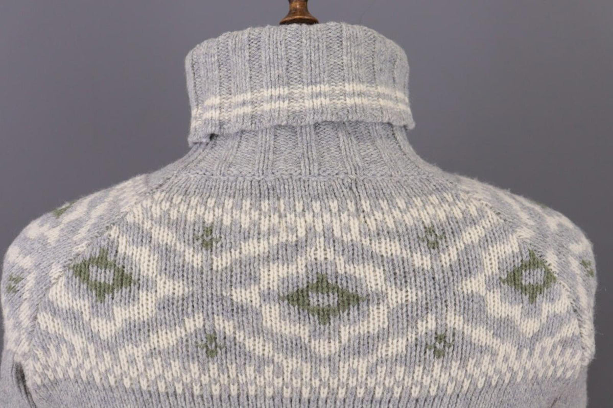 DEVOLD Gray Vintage Fair Isle Turtle Neck Wool Knit Ski Sweater – Size M