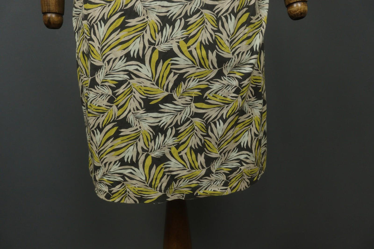 GUDRUN SJODEN Multicolor Leaf Print Split Neck Short Sleeve Shift Dress – Size M