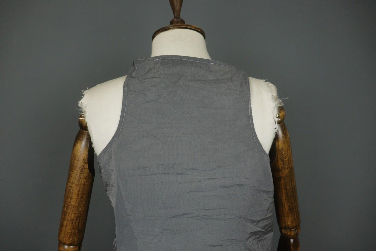 RUNDHOLZ Gray Round Neck Wide Strap Regular Fit Pullover Tank Top – Size M