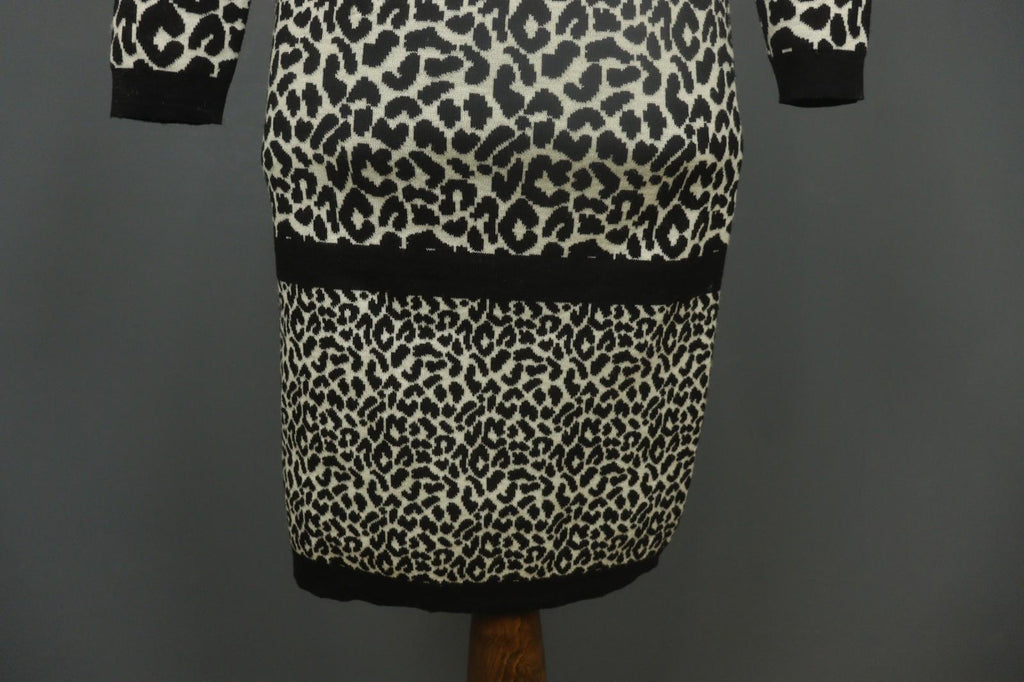 GIVENCHY Life Black White Leopard Print 100% Wool Long Sleeve Sweater Dress M/L
