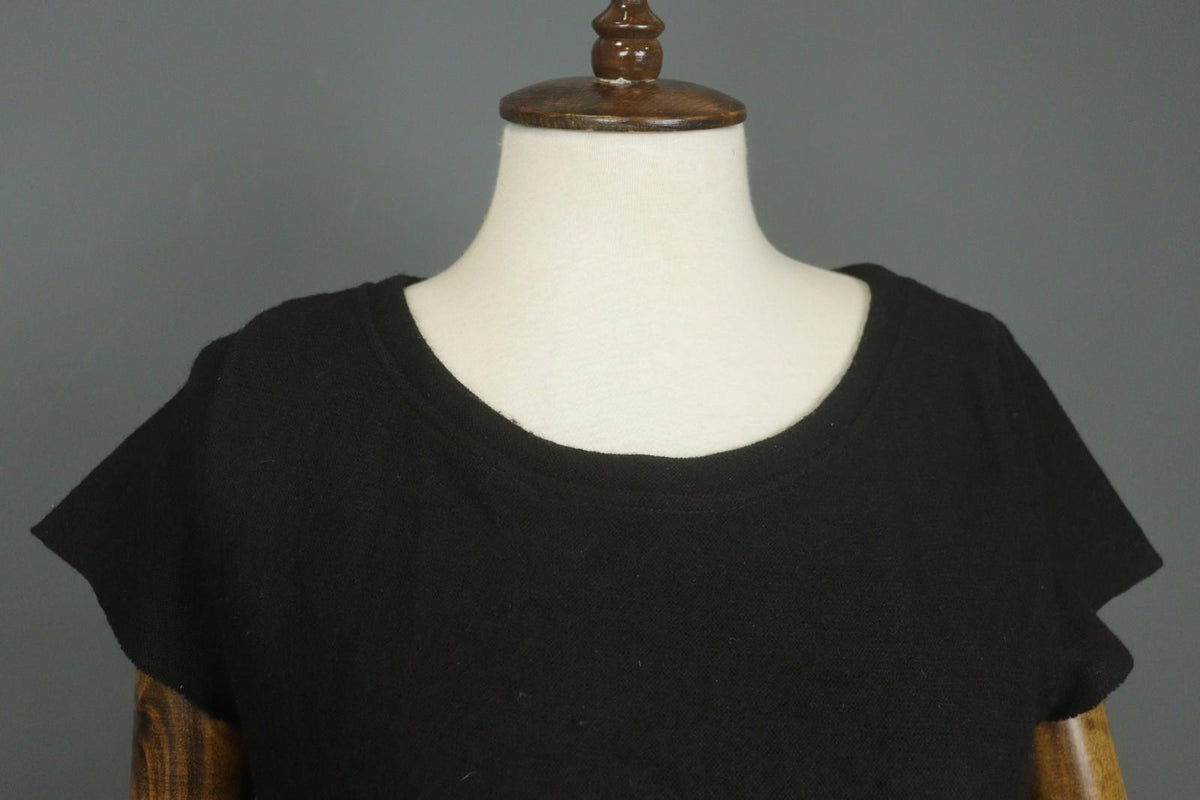 HANNES ROETHER Black 100% Wool Cap Sleeve Crew Neck Pullover Sheath Dress – Size S