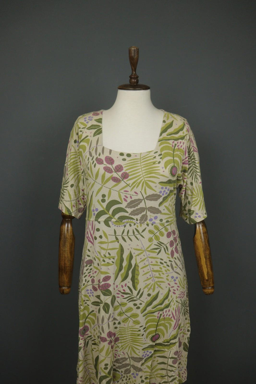 GUDRUN SJODEN Multicolor Leaf Print Short Sleeve Square Neck Sheath Dress – Size M