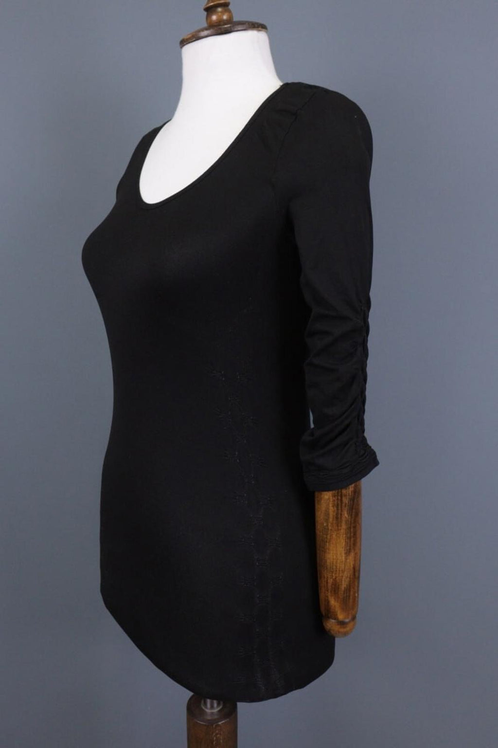 HIGH USE by CLAIRE CAMPBELL Black Bodycon 3/4 Sleeve Tunic Top – Size XS S