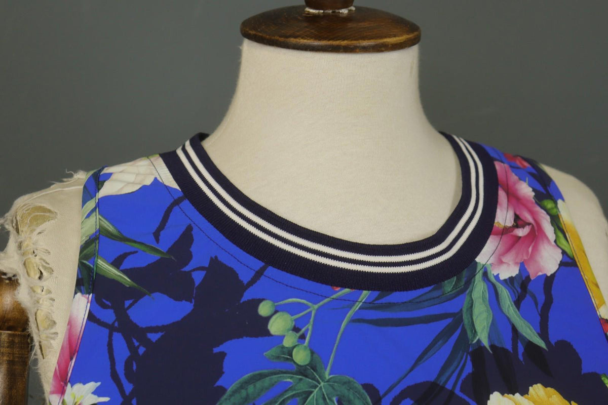 HIGH TECH Multicolor Floral Sleeveless Round Neck Pullover Tank Top – Size S / M