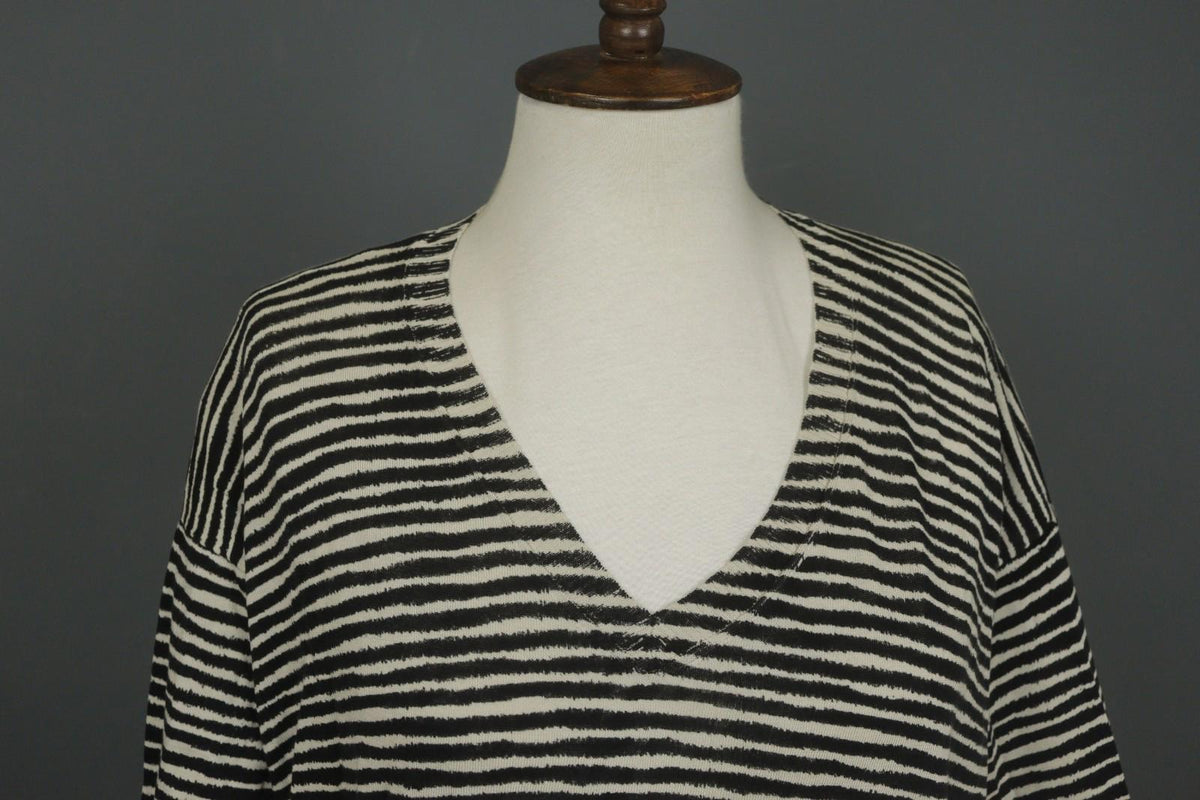 OSKA Black White Striped V-Neck Casual Long Sleeve Pullover Sweater – Size S / M