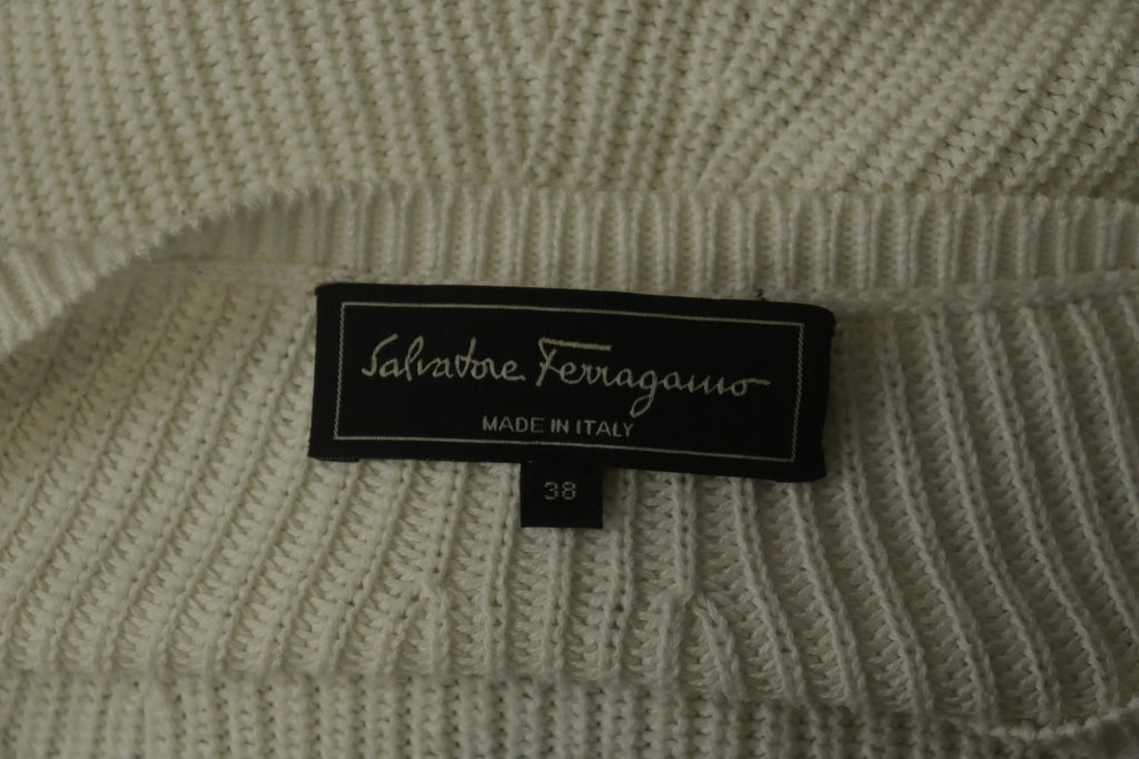 Salvatore Ferragamo White Knitted Crew Neck Long Sleeve Pullover Sweater – Size 38
