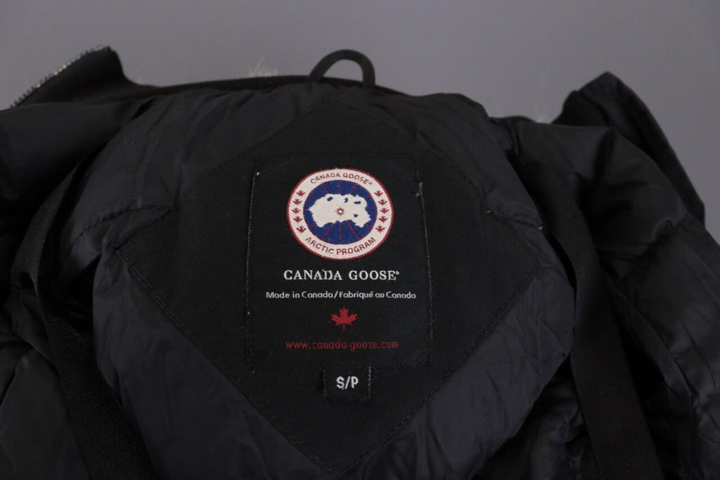 Canada Goose Black Multipockets Fur Down Cargo Hooded Jacket – Size S