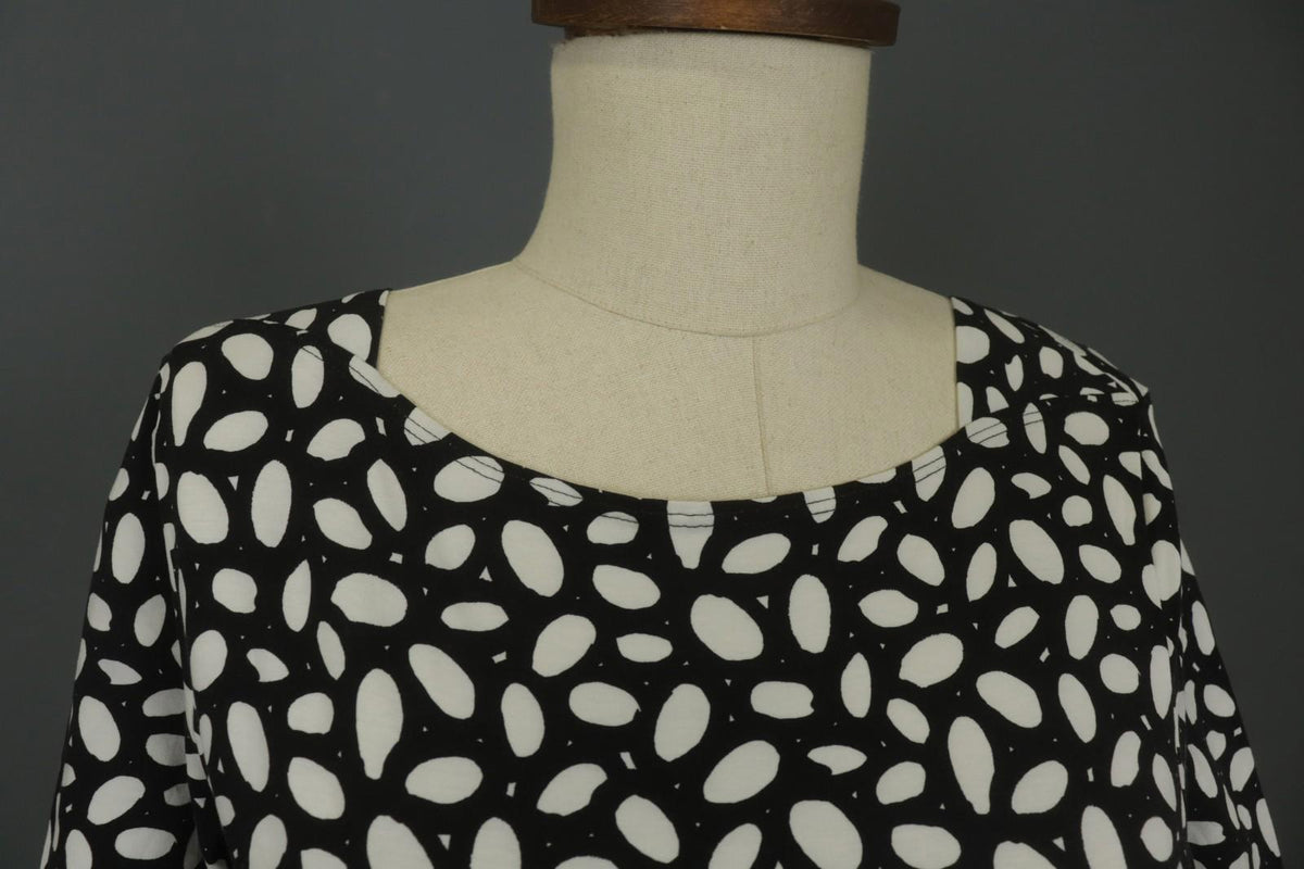 MARIMEKKO CERO White & Black Polka Dot Round Neck Long Sleeve Blouse Top – Size M