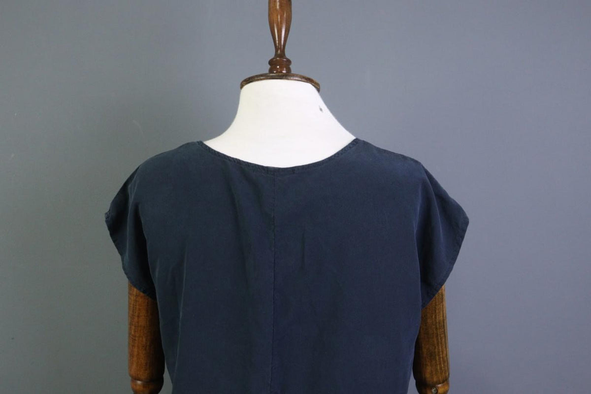 GRIZAS Blue Silk Stretch Scoop Neck Short Sleeve Pullover Blouse Top – Size M