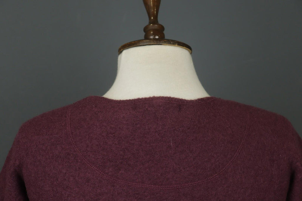 GUDRUN SJODEN Burgundy 100% Wool Side Slit Round Neck Pullover Sweater – Size S