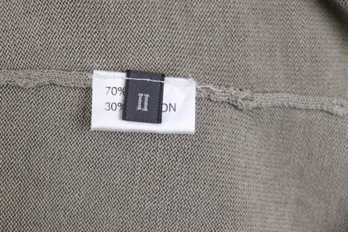 OSKA Gray Long Sleeve V-Neck Stretch Lightweight Top Blouse – Size 2