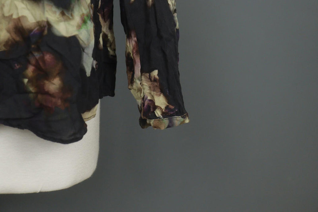 HIGH USE Multicolor Geo Print 100%Viscose Keyhole Button Front Blouse Top Sz 38