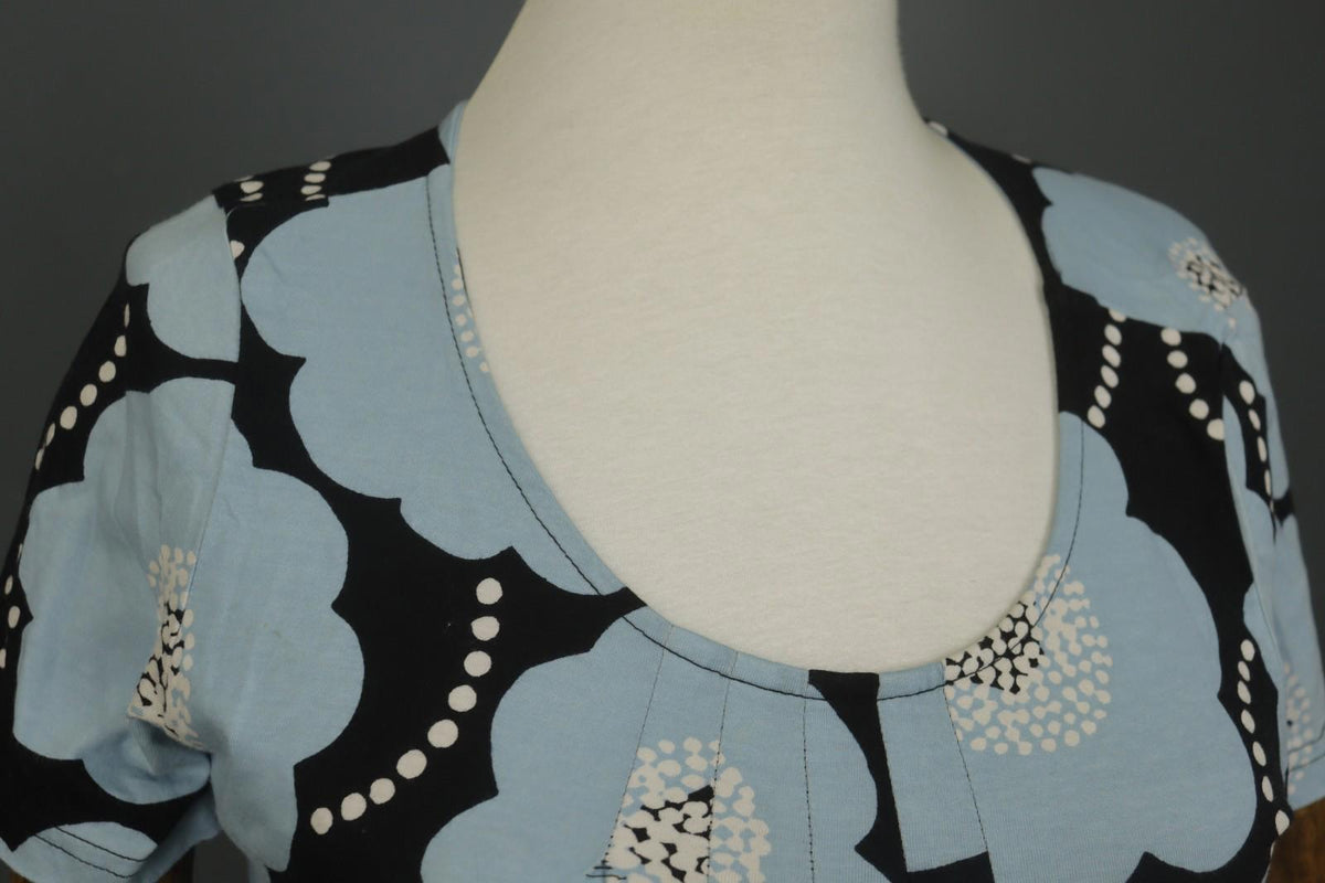 MARIMEKKO Multi Floral 100% Cotton Short Sleeve Round Neck Shift Dress – Size XS