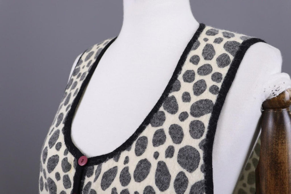 GUDRUN SJODEN Beige Leopard Print Wool Knit Vest Cardigan – Size L
