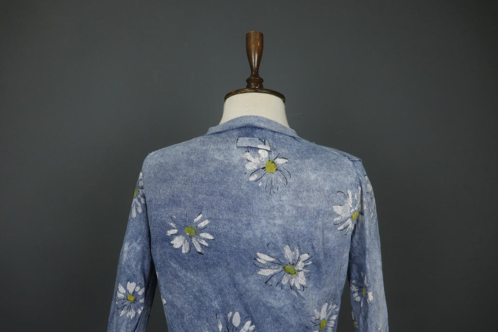 DOLCE & GABBANA Blue Floral Raglan Sleeve Button Front Cardigan Sweater – Size 40