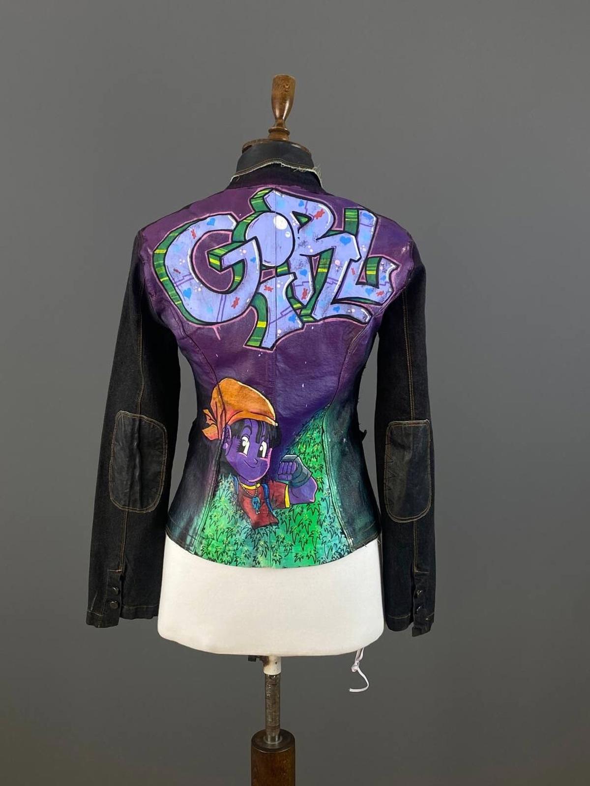 TRANSIT Jeans Black Elbow Patches Hand Print Custom Denim Jacket – Size M 2