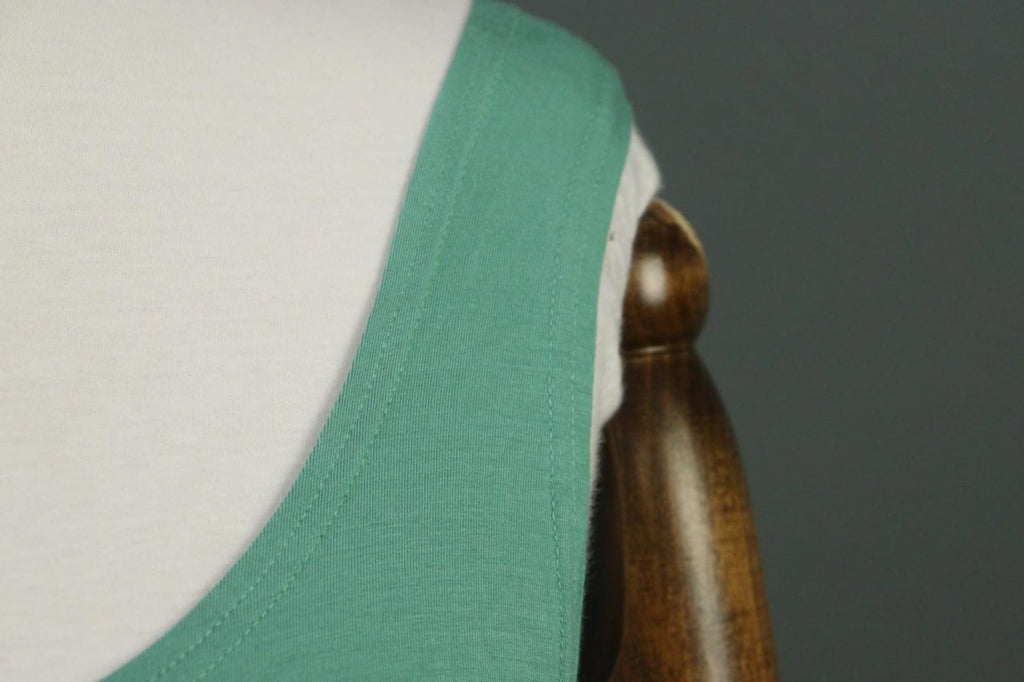 GUDRUN SJODEN Green Classic Scoop Neck Wide Strap Sleeveless Sheath Strap – Size L