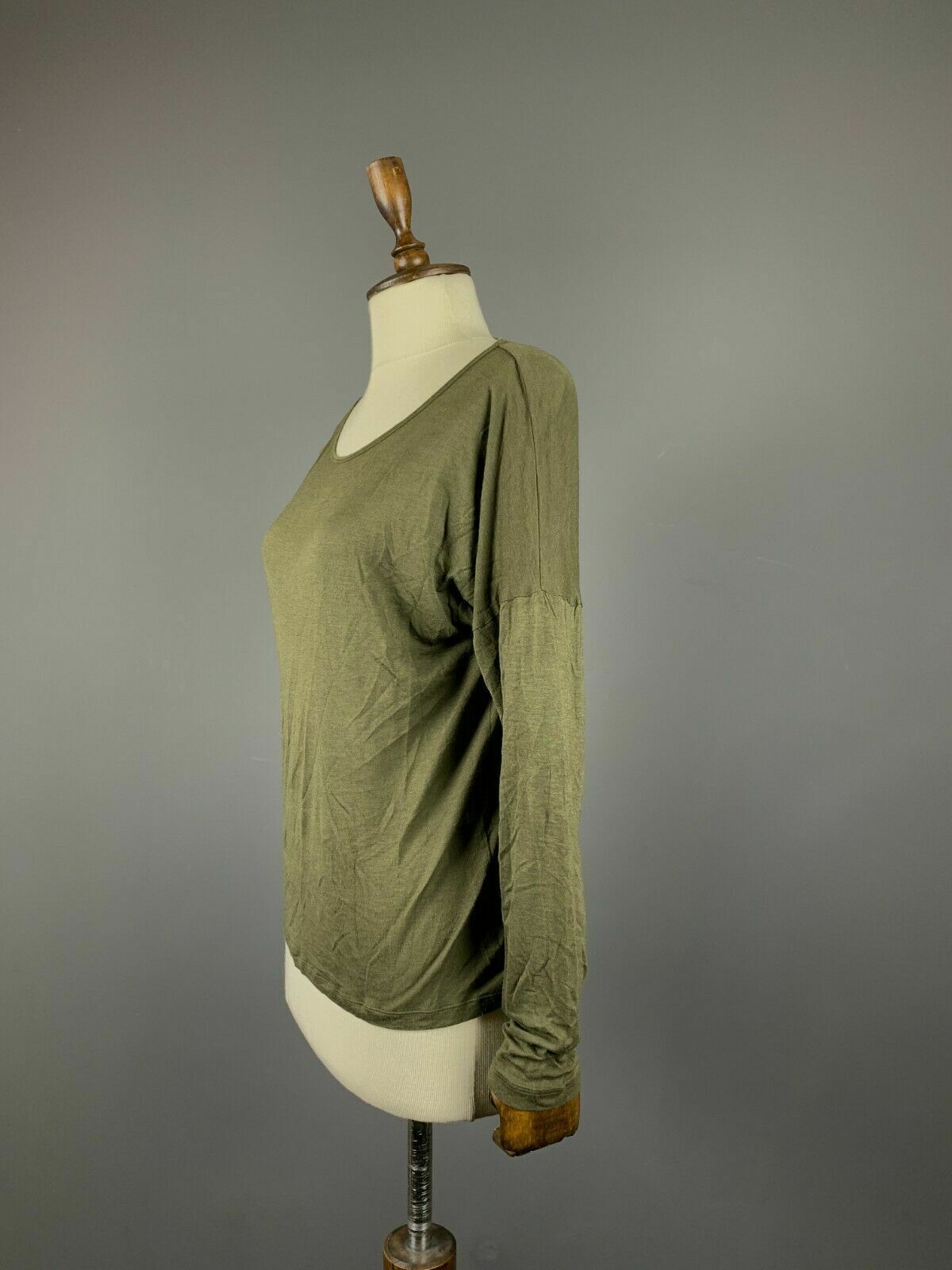 Barbara Bui Olive Boat Neck Viscose Cashmere Sweater – Women's L
