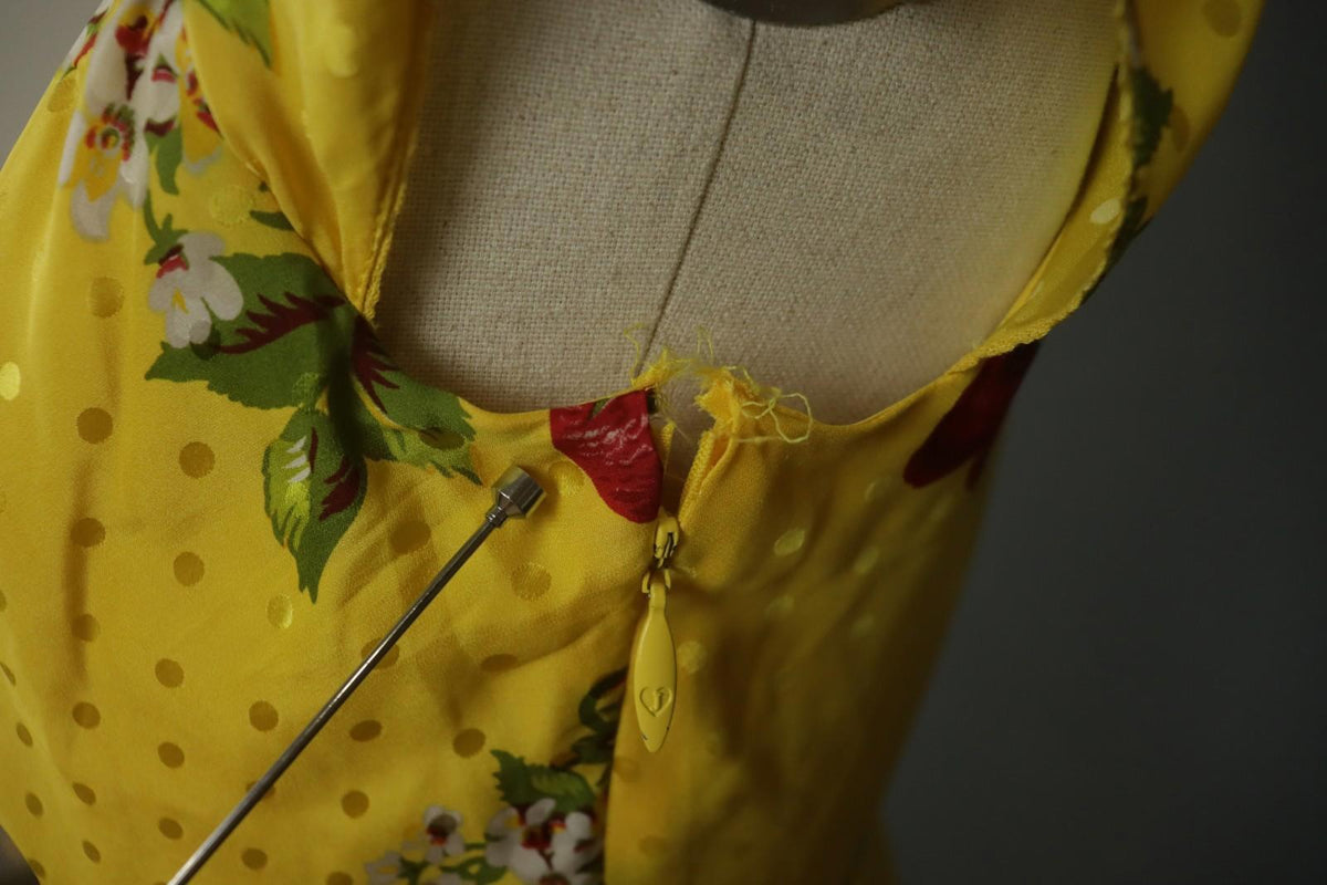 Juicy Couture Yellow Floral Short Sleeve Back Buttons Fit & Flare Dress – Size 6