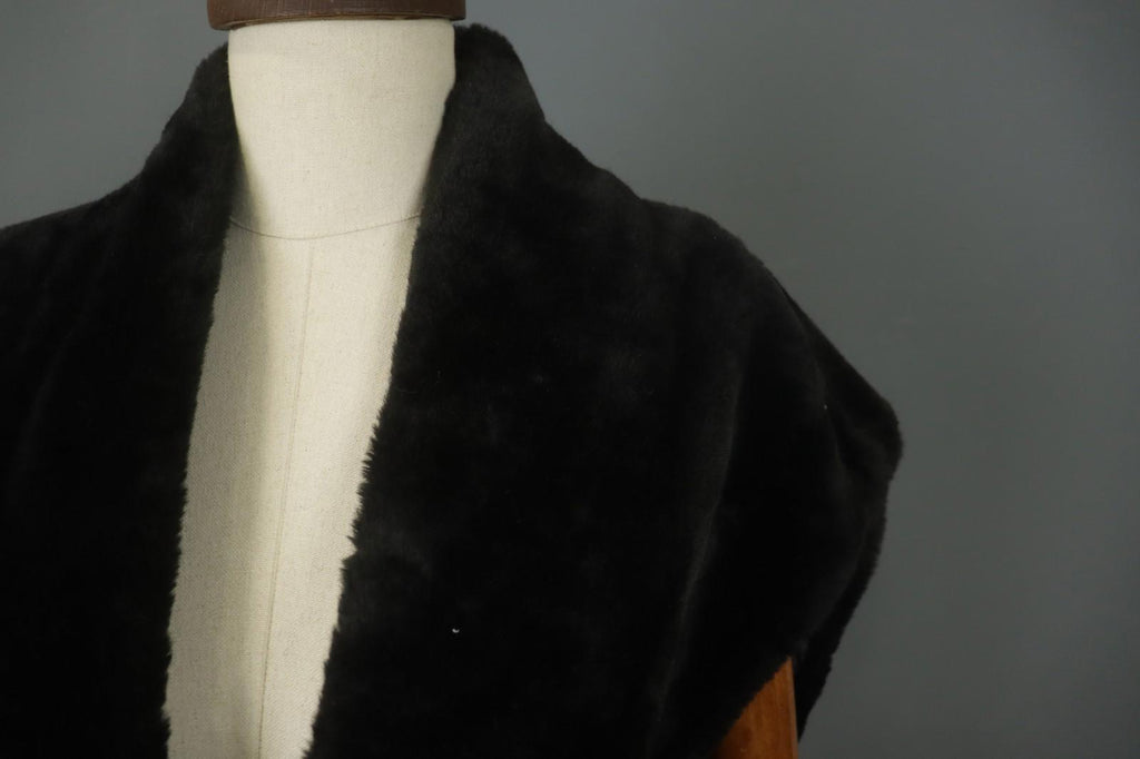ANNETTE GORTZ Black Long Sleeve Toggle Front V-Neck Cardigan Sweater – Size 38