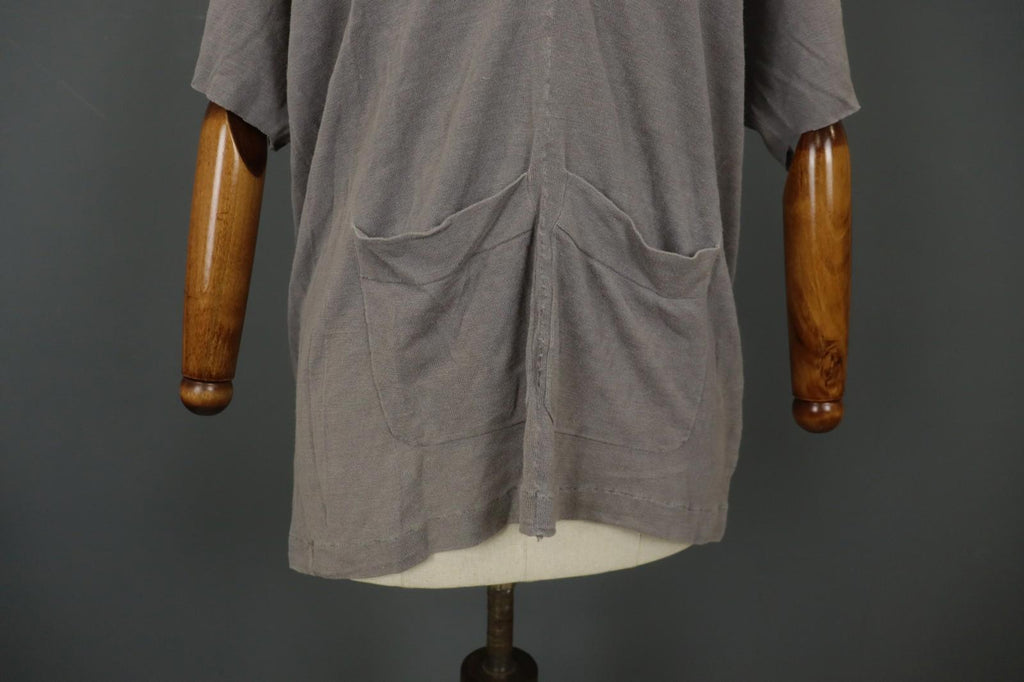Maison Margiela Gray Relaxed V-Neck Half Sleeve Pullover T-Shirt – Size M / L