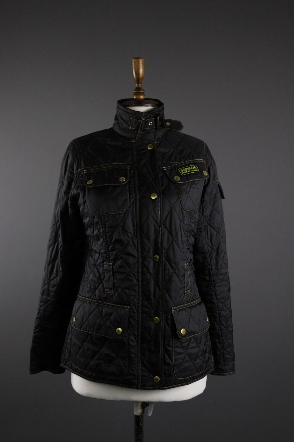 BARBOUR INTERNATIONAL Black Quilted Polyester Jacket – Size UK6 US10 EU36