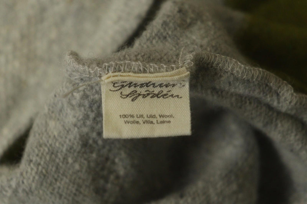 GUDRUN SJODEN Gray Crew Neck Raglan Sleeve Button Front Cardigan Sweater – Size S
