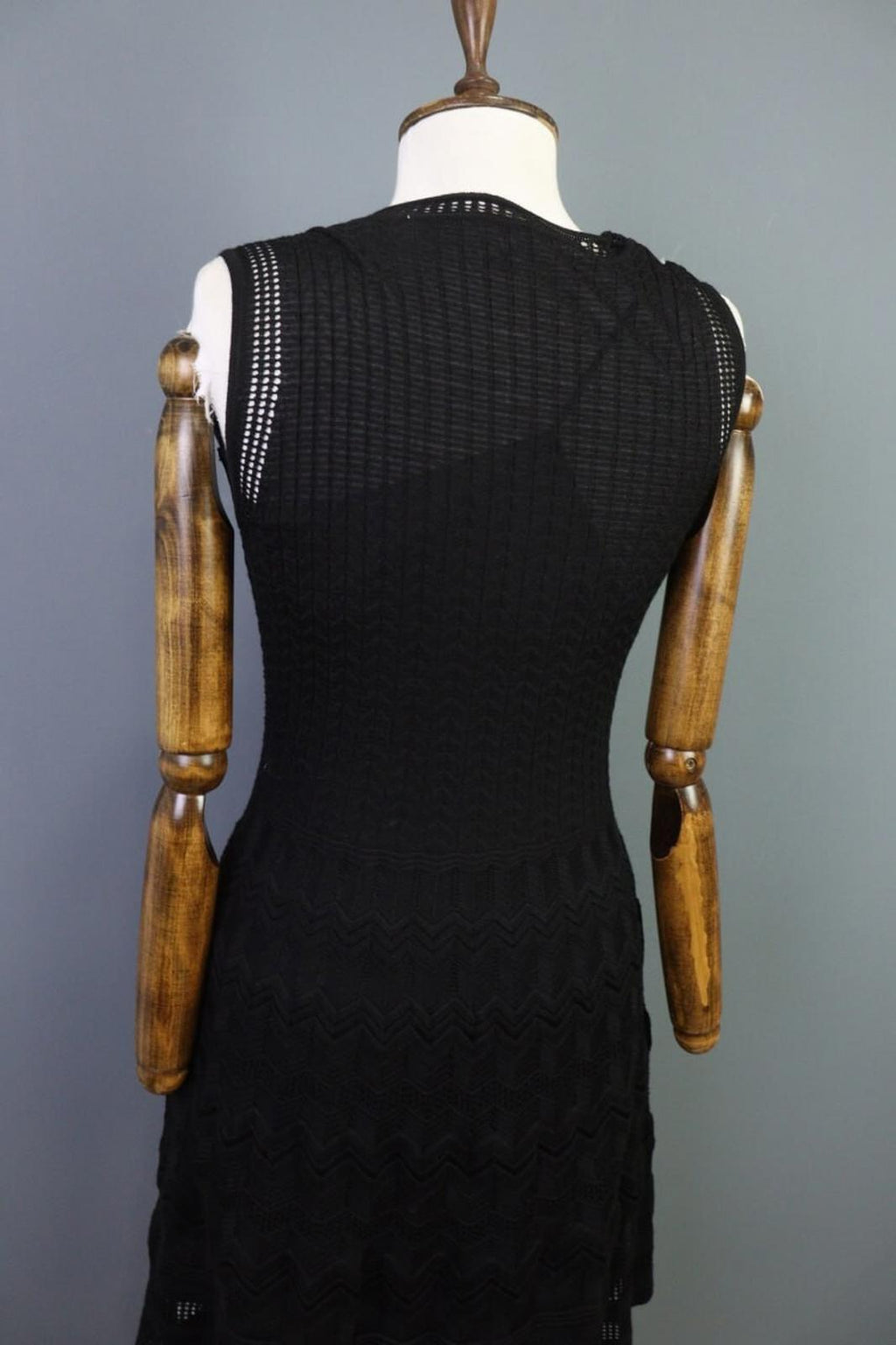 MISSONI Black Long Sleeve V-Neck A-Line Bodycon Dress – Size 44