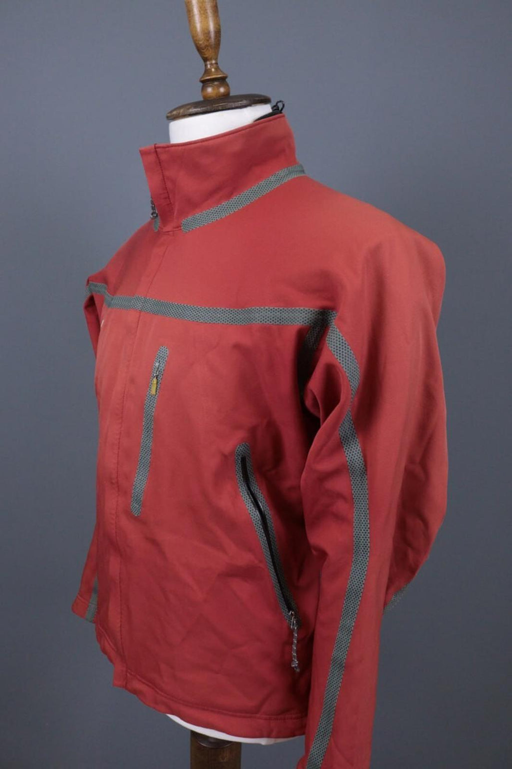 MOUNTAIN HARD WEAR Windstopper Red Full Zip Jacket – Size M