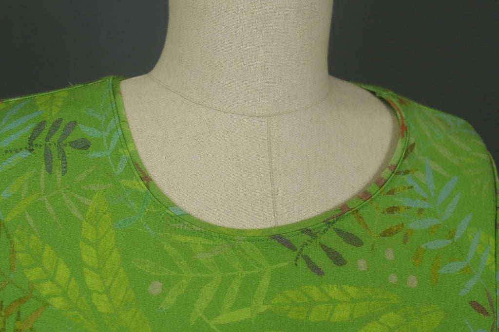 GUDRUN SJODEN Green Geometric Long Sleeve Round Neck Pullover Blouse Top – Size S