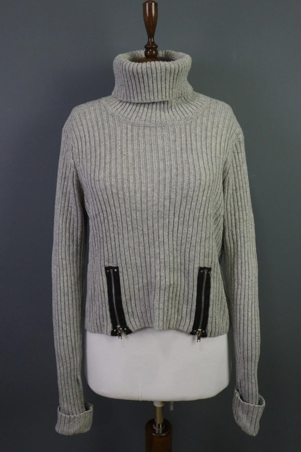 LINDEX Jean Paul Gaultier Gray Turtle Neck Ribbed Sleeve Pullover Sweater – Size L