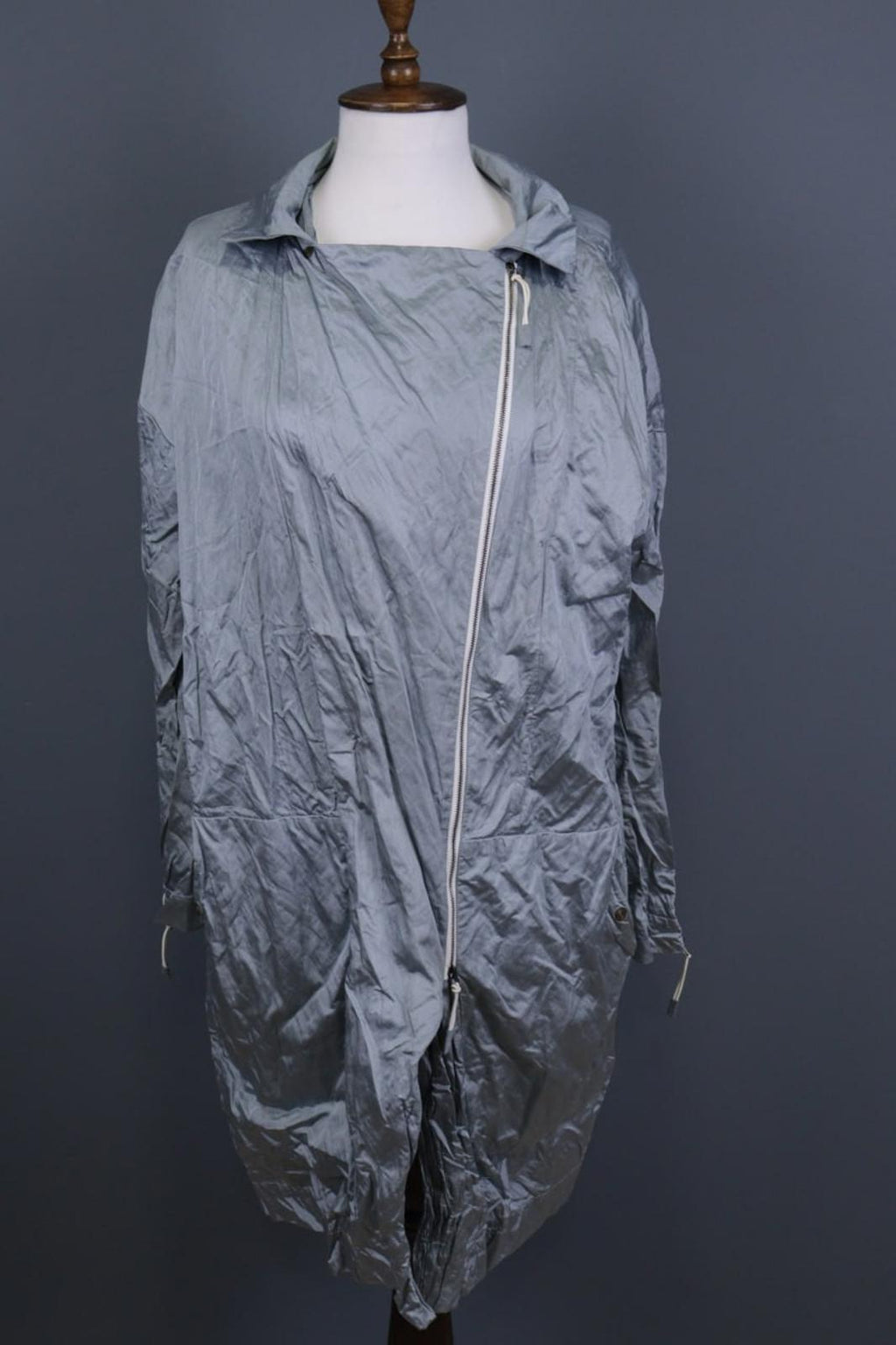 ANNETTE GORTZ Gray Collared Long Sleeve Full Zip Windbreaker Rain Coat – Size 42