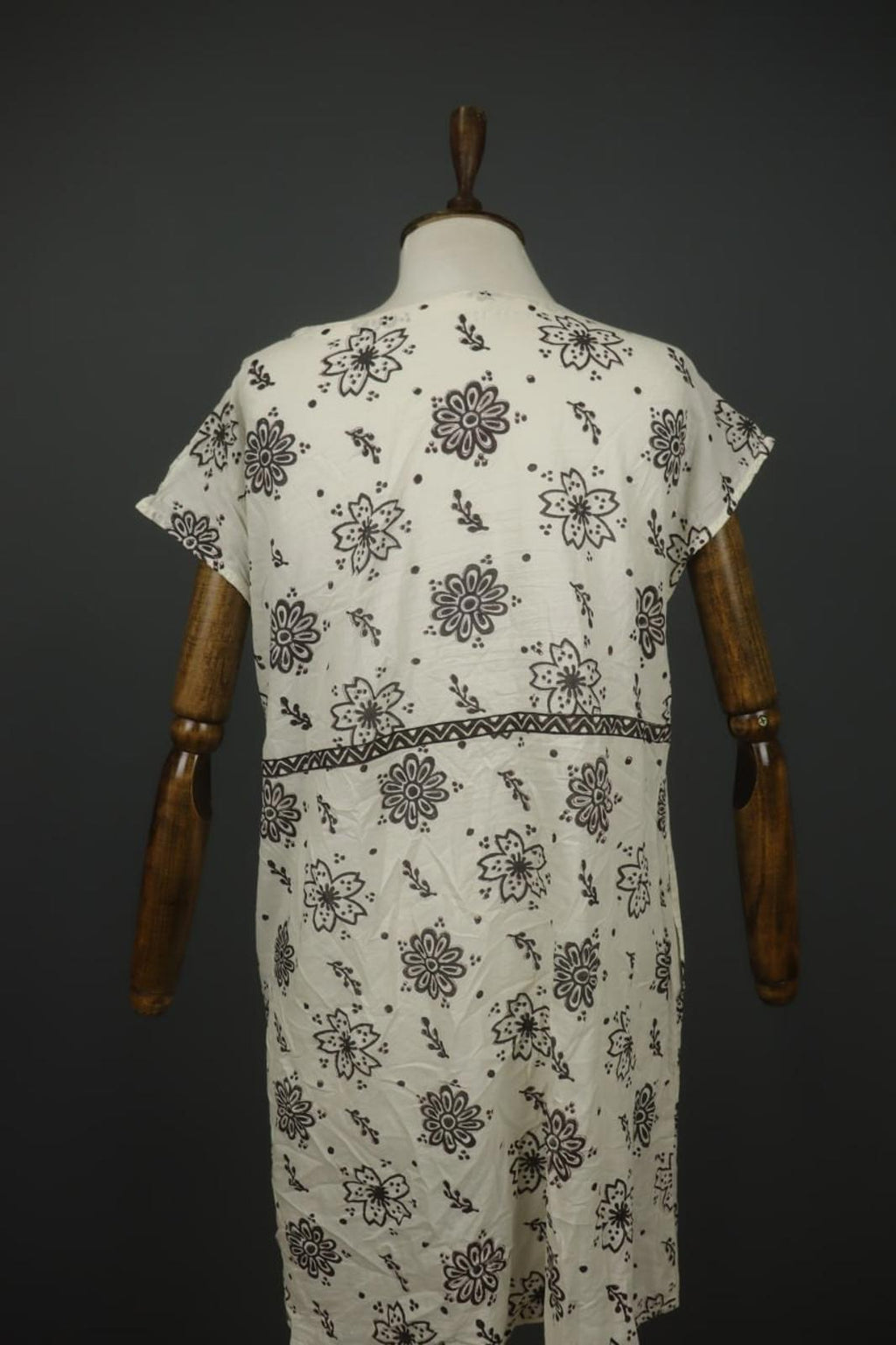 GUDRUN SJODEN White & Black Floral Cotton Cap Sleeve Crew Neck Sheath Dress Sz S