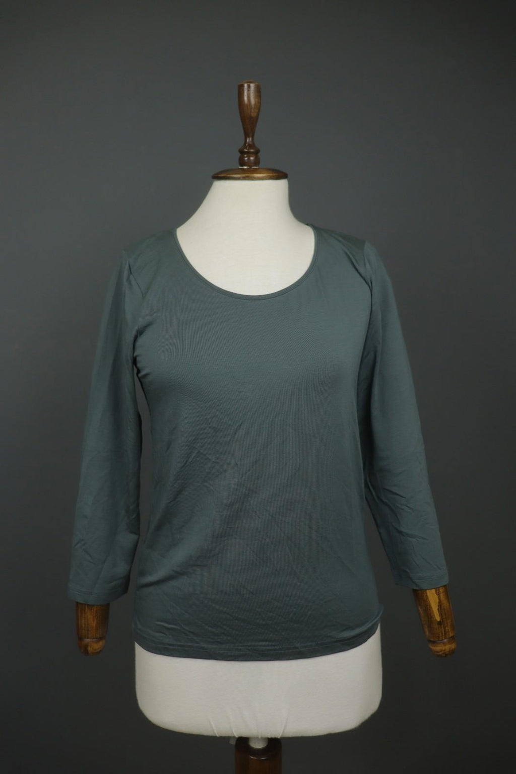 GUDRUN SJODEN Green Lyocell Slim Fit Round Neck Pullover Blouse Top – Size M