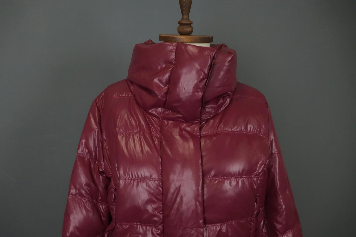 WEEKEND MAX MARA Red Long Sleeve Mock Neck Snap Inside Zip Puffer Jacket – Size 44