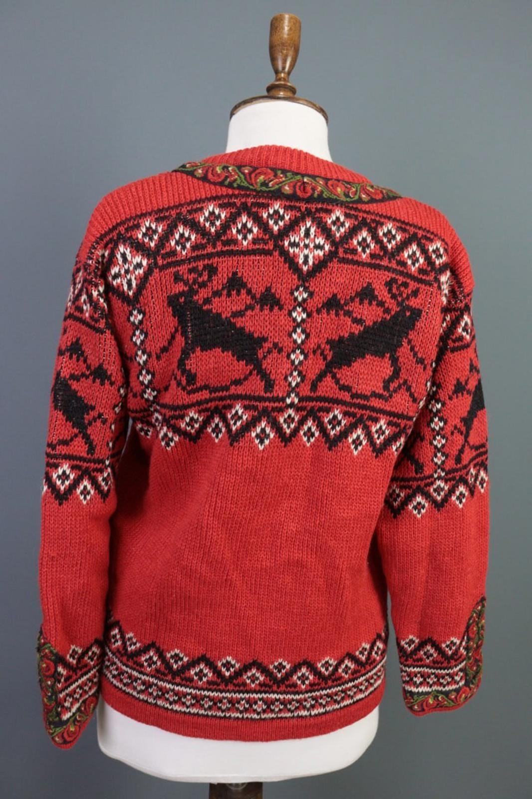 NORDSTRIKK Red Wool Fair Isle Snowflakes Clasp Knit Ski Sweater – Size S