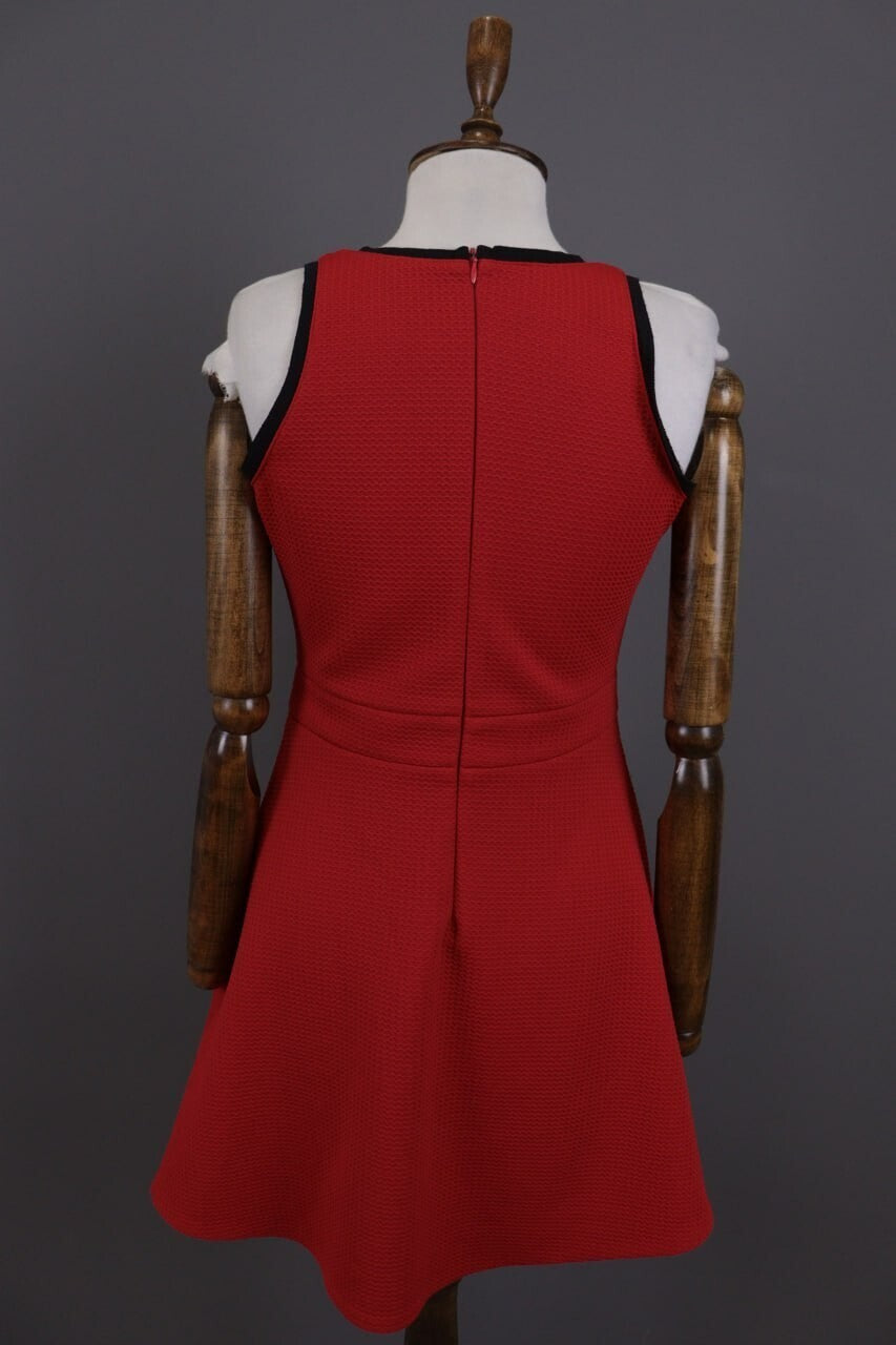 Pinko Red Sleeveless Evening Bodycon A-Line Short Dress – Size I 42 / GB 10 – Used