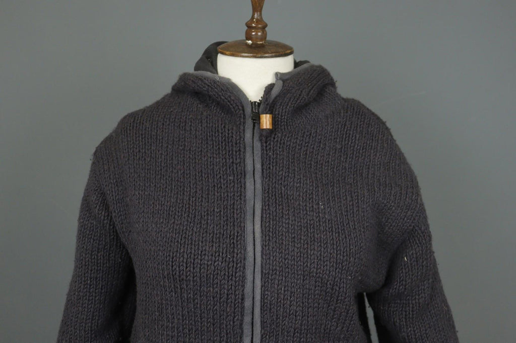 PACHAMAMA KNITWEAR Gray 100% Wool Embroidered Floral Full Zip Sweater – Size S/M
