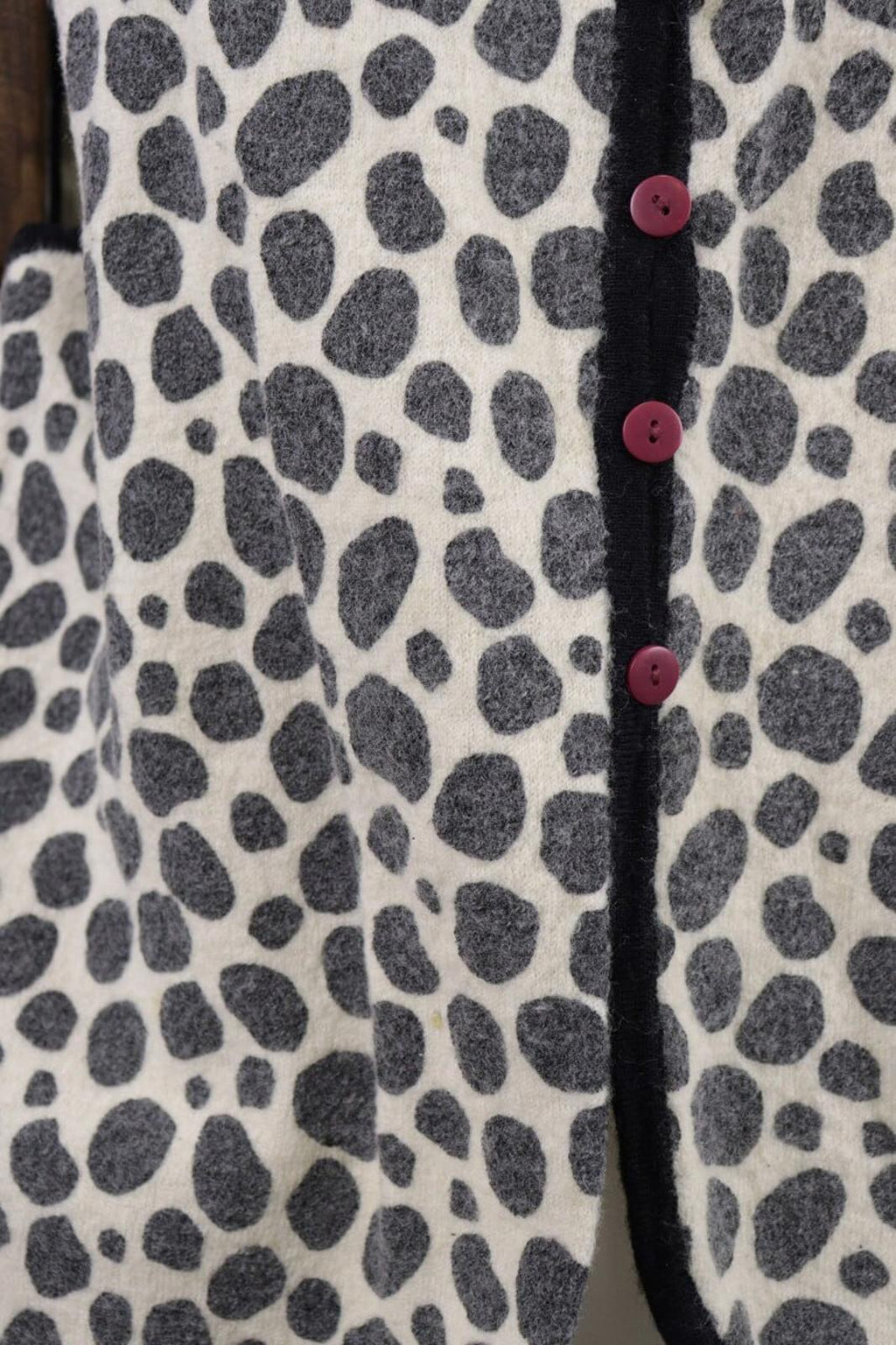 GUDRUN SJODEN Beige Leopard Print Wool Knit Vest Cardigan – Size L