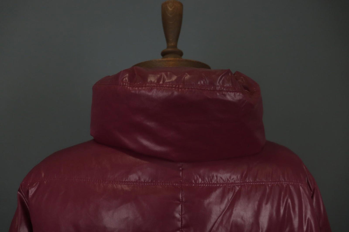 WEEKEND MAX MARA Red Long Sleeve Mock Neck Snap Inside Zip Puffer Jacket – Size 44