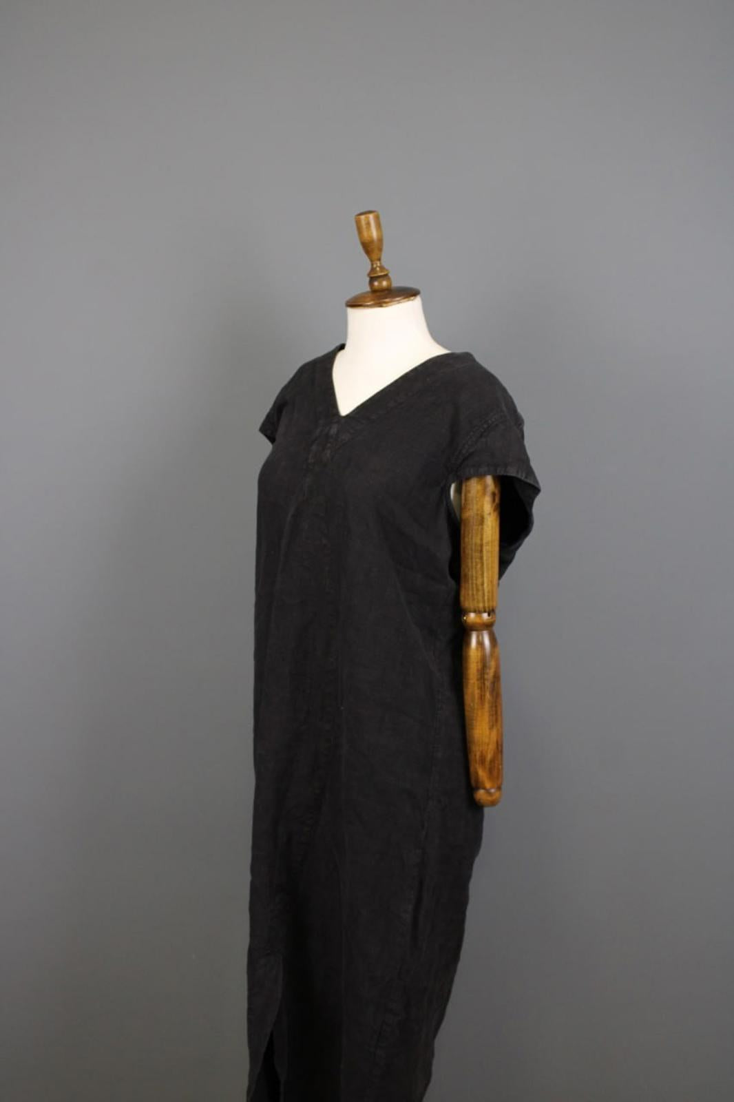 OSKA Black Linen Regular Fit V-Neck Casual Short Sleeve Long Maxi Dress – Size 2