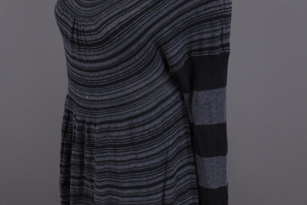 OSKA Gray Striped A-Line Cowl Neck Long Sleeve Short Dress – Size 2
