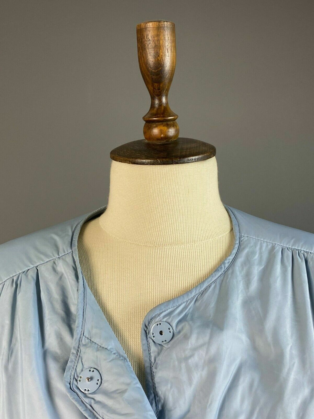 Weekend Max Mara Blue Quilted Nylon Jacket – Women's GB 8 / F 38 / USA 6